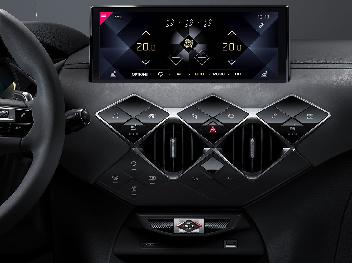 DS AUTOMOBILES待望の新型車