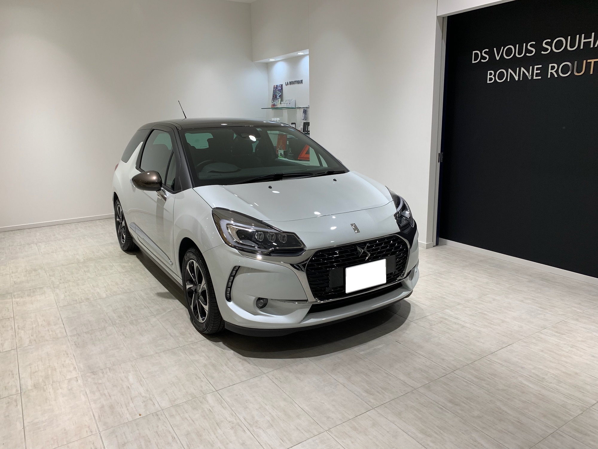 DS3 Chic 　納車致しました。