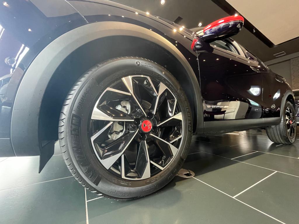 DS3 CROSSBACK　INES DE LA FRESSANGE　エクステリア