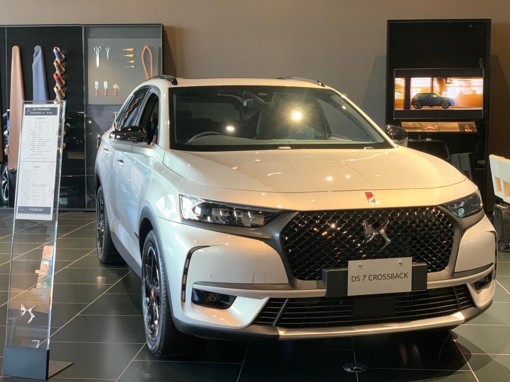 DS7 CROSSBACK Performance Line Exterior