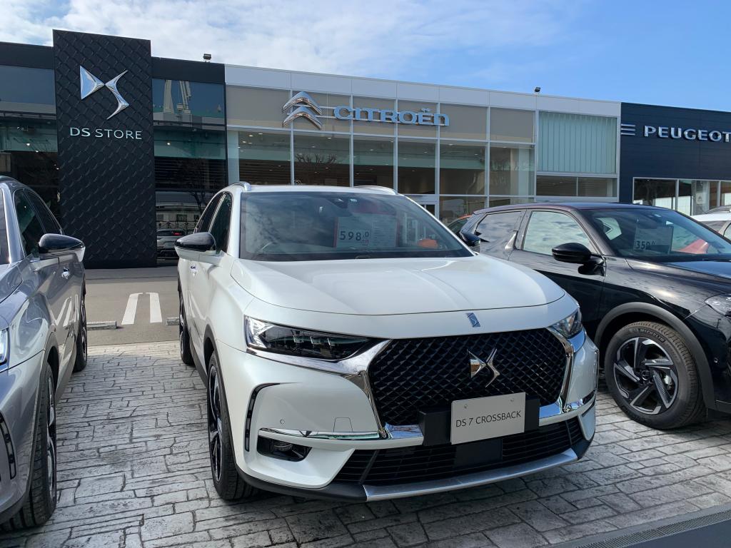 認定中古車　【DS7 CROSSBACK Grand Chic BlueHDi OPERA 】　エクステリア