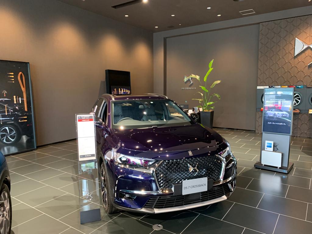 認定中古車　【DS7 CROSSBACK Grand Chic BlueHDi OPERA 】　エクステリア