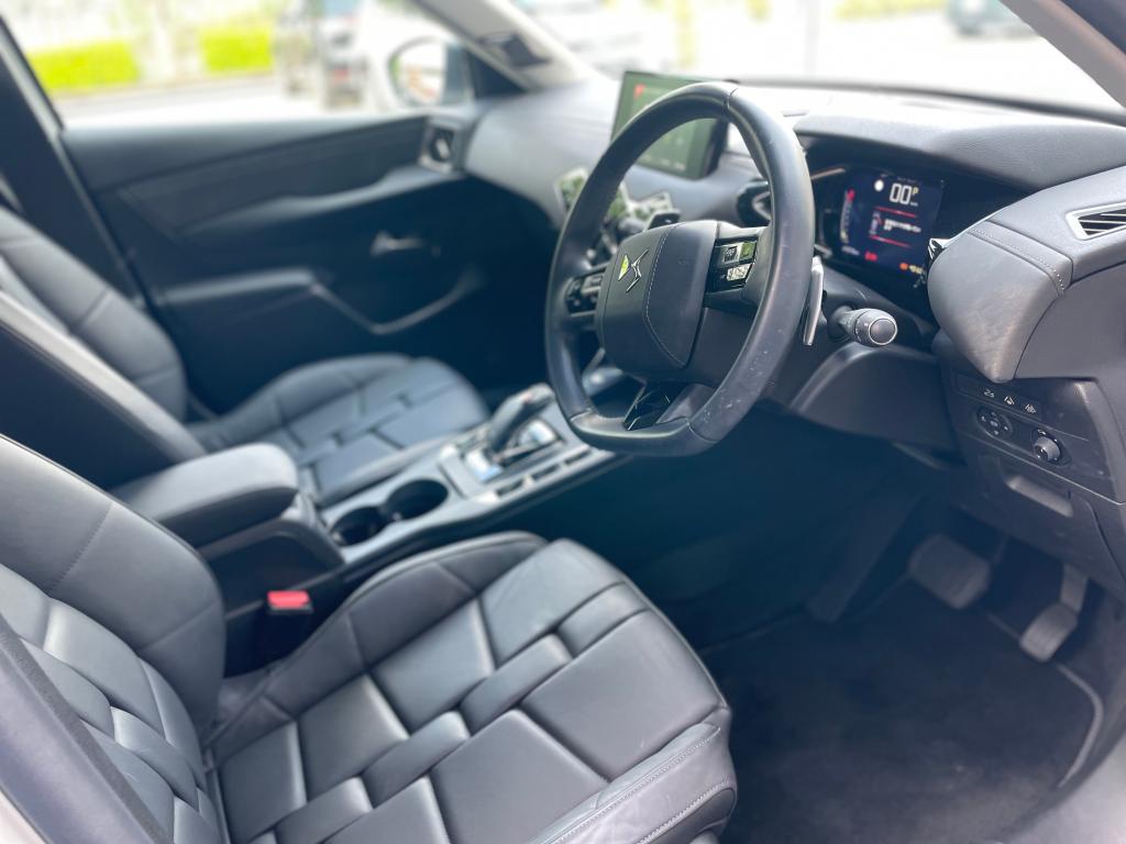 DS認定中古車　（インテリア）
