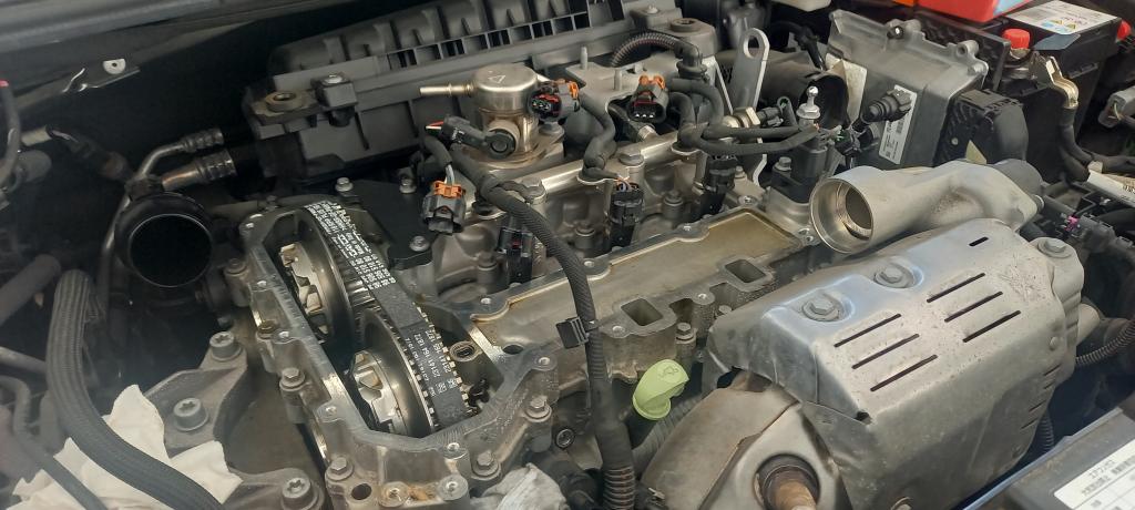 タイミングベルト交換