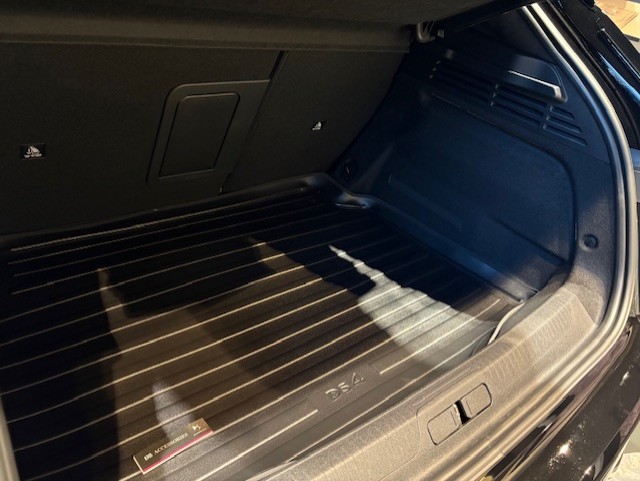 ラゲッジマット